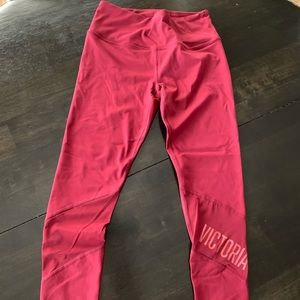 Victoria’s Secret sport leggings size small